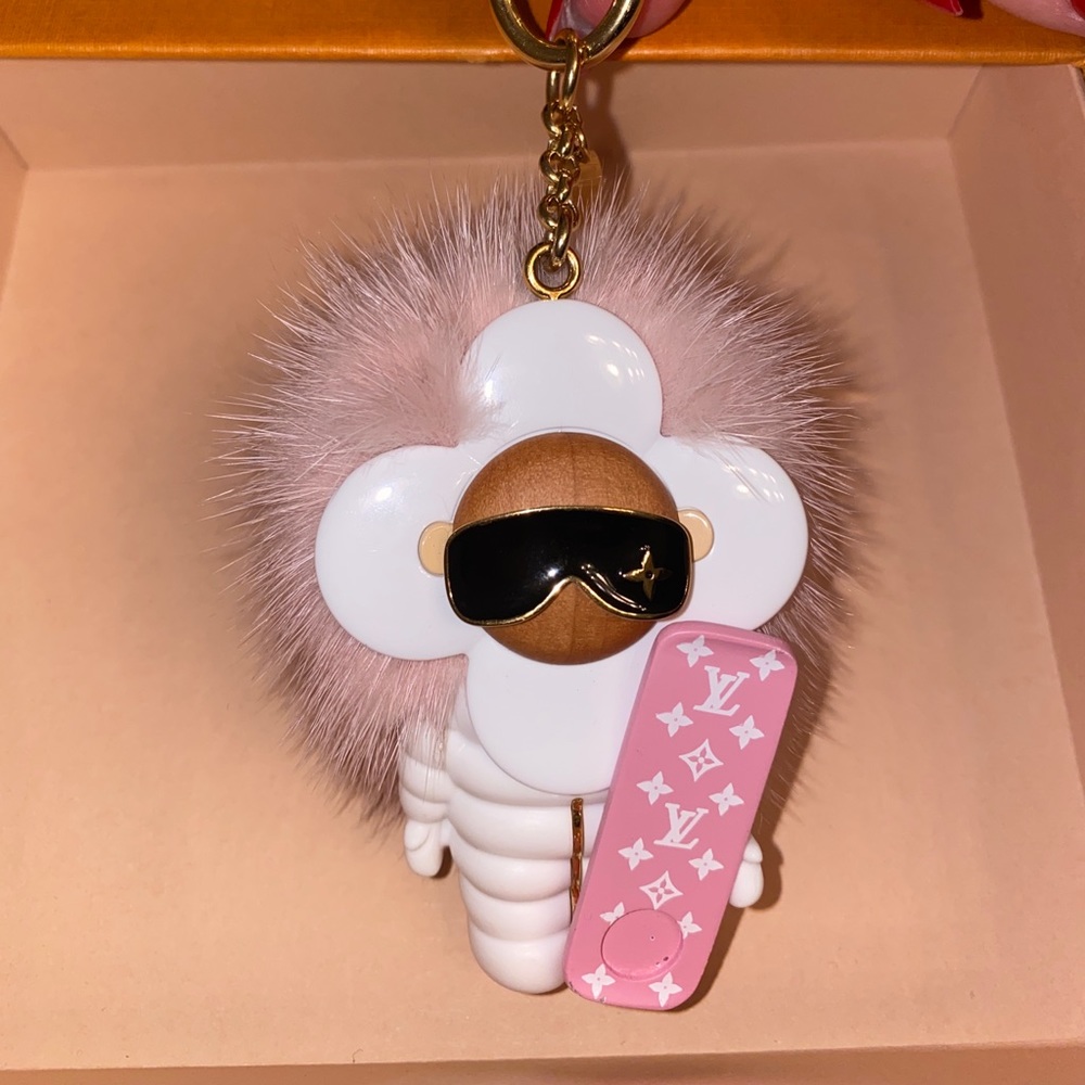 LOUIS VUITTON VIVIENNE SNOWBOARD BAG CHARM
